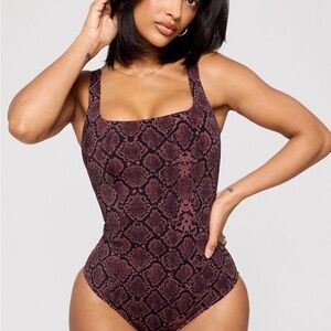 Fabletics Yitty Shaping Swim Waist Cinching One Piece Snake Print XS